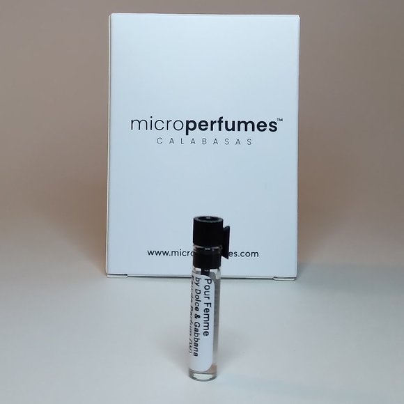 10/20$ - Pour Femme - Dolce & Gabbana- Fragrance Sample/Decant - Picture 1 of 2